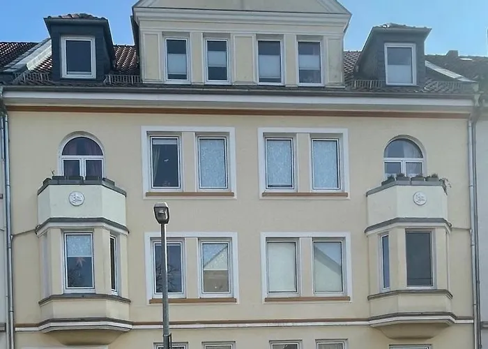 Schöne 3 Zimmer Wohnung, Nähe Messe, Balkon