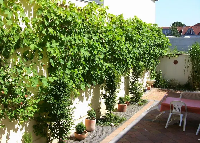 Schöne 3 Zimmer Wohnung, Nähe Messe, Balkon